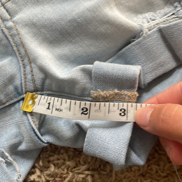 Shorts - Picture 6 of 12